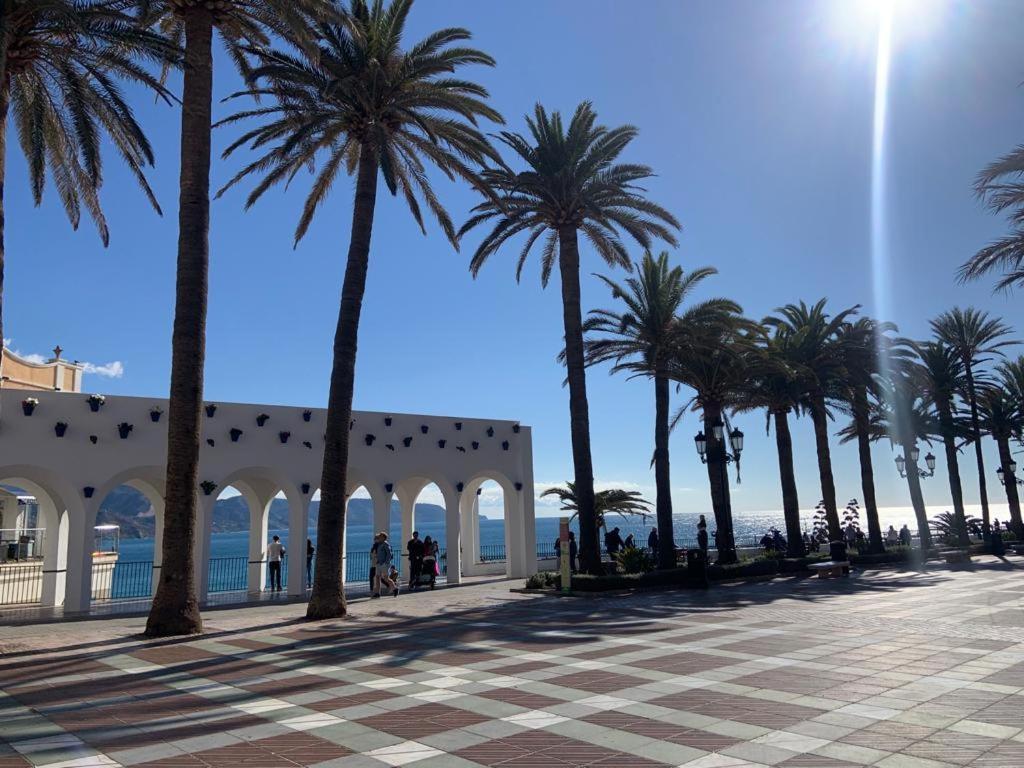 Atico & Terraza By Maison Jaken Nerja Dış mekan fotoğraf